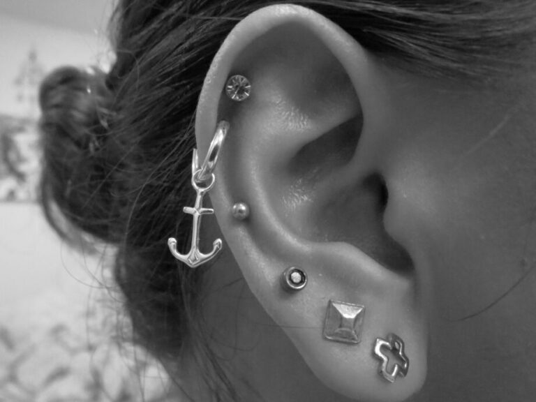 boucle-doreille-piercing-une-tendance-qui-ne-cesse-de-percer