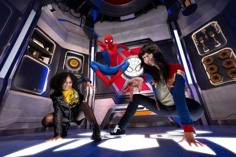 le-hero-training-center-lultime-experience-disney-a-disneyland-paris